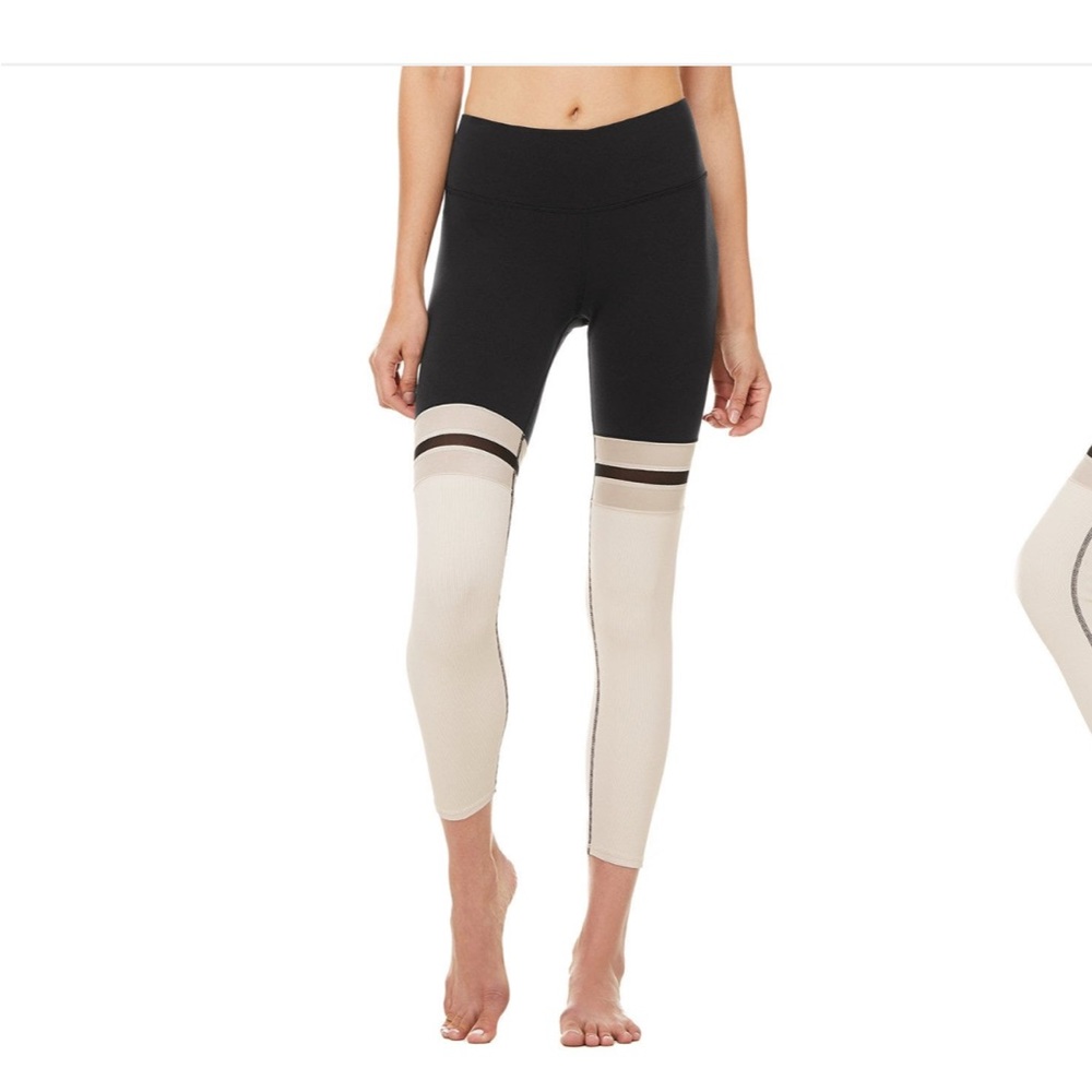 alo yoga leggings!